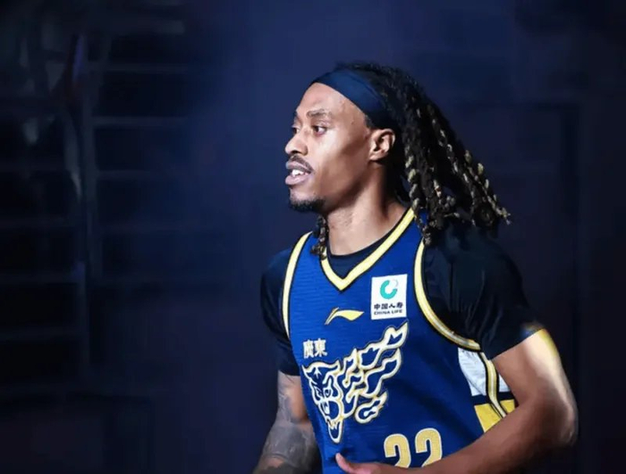 奇异果体育官方网站-杜锋终于弃用麦考尔！上场就拖节奏影响队友，趁机补强护框大外吧|广东|纯纯|王少杰|朱芳雨|徐杰_新浪体育_新浪新闻